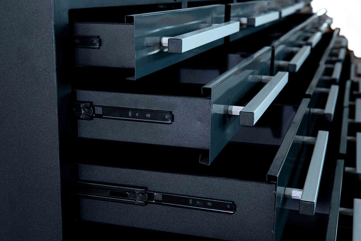 TMG-WB25D 10' 25-Drawer Workbench with Keyed Alike Locks